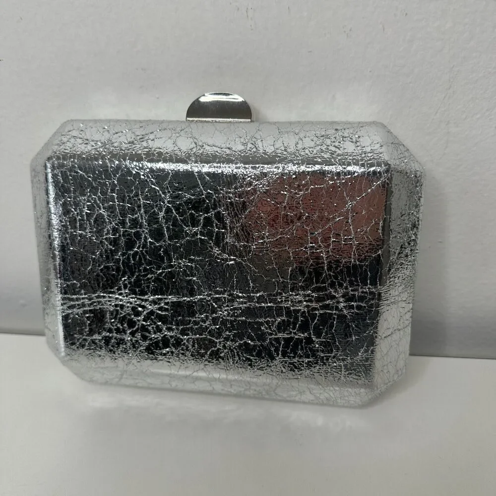 Lulu's Silver Metallic Krinkle Box Snap Close Clutch Purse & Chain Strap - Picture 16 of 16
